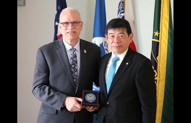 CBP Commissioner Chris Magnus and WCO Secretary General Kunio Mikuriya during their meeting on 23 September 2022 in Washington DC